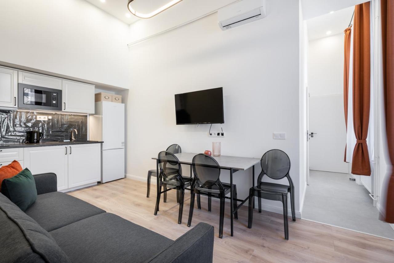 K33- Boutique Apartments, Best Location, By Bqa Boedapest Buitenkant foto